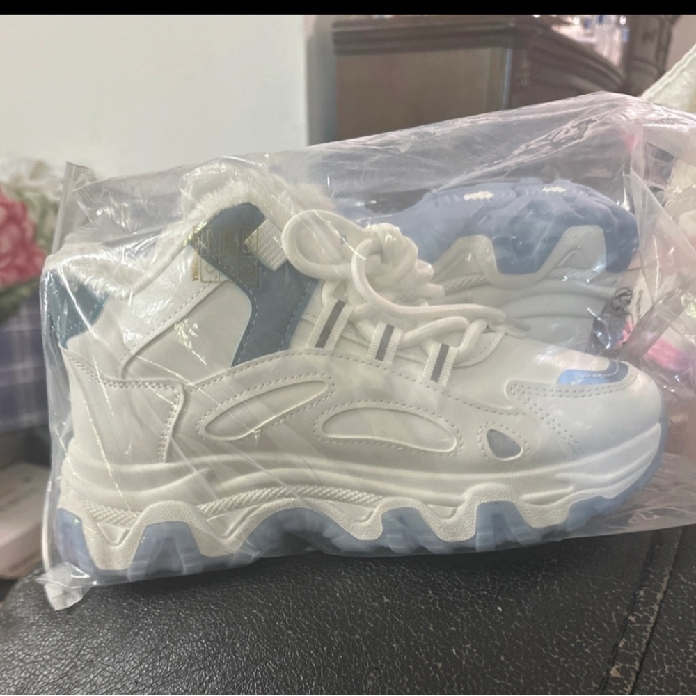 White and Blue Chunky Sneakers with Wavy Midsole